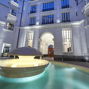 The One Luxury Appartement Napels