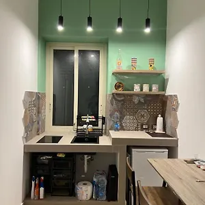 Za House , Palerme Italie